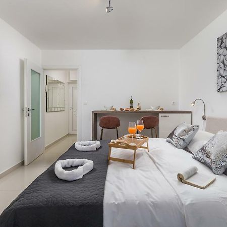 Apartment Consensus Rijeka Buitenkant foto