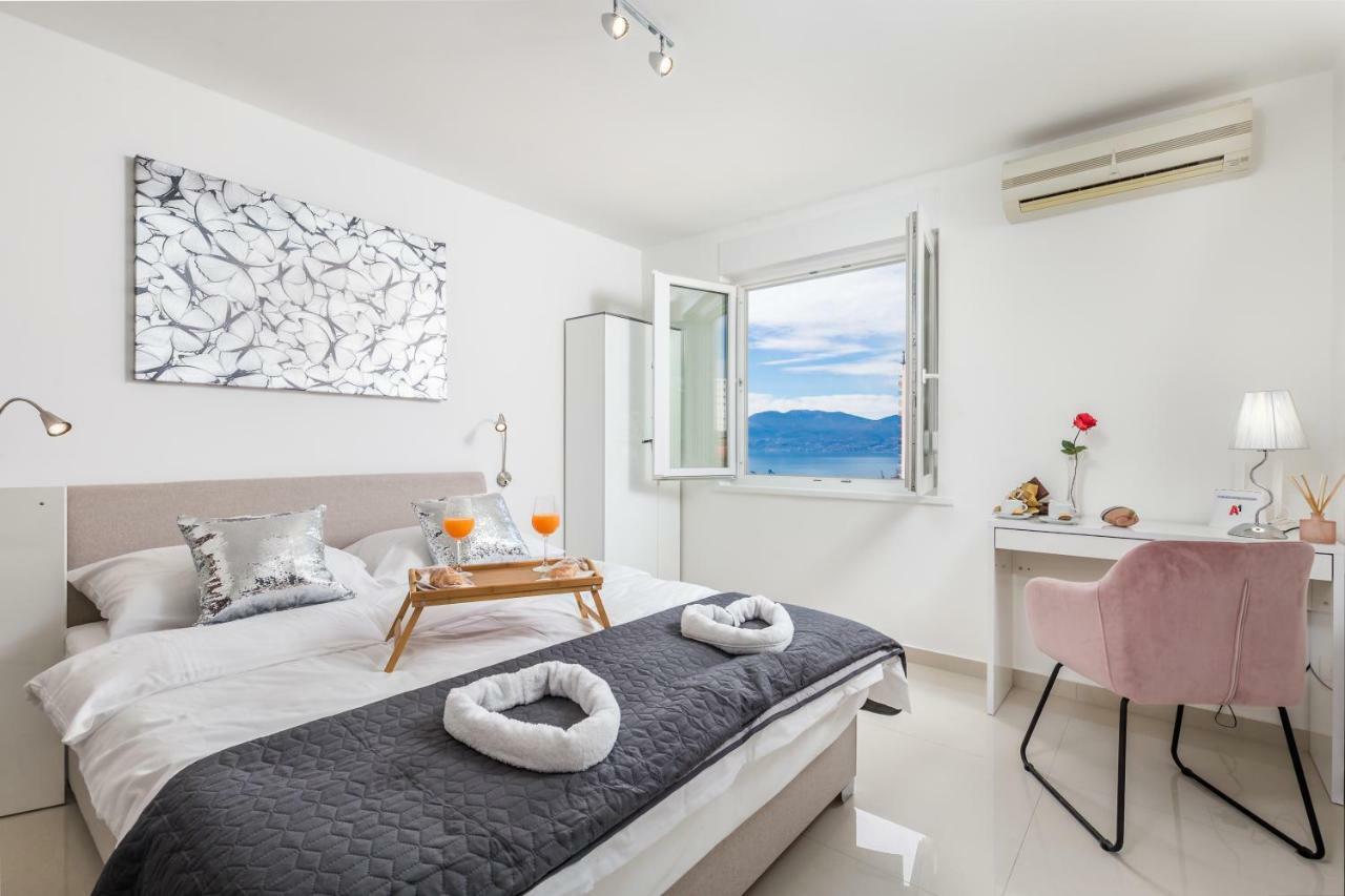 Apartment Consensus Rijeka Buitenkant foto