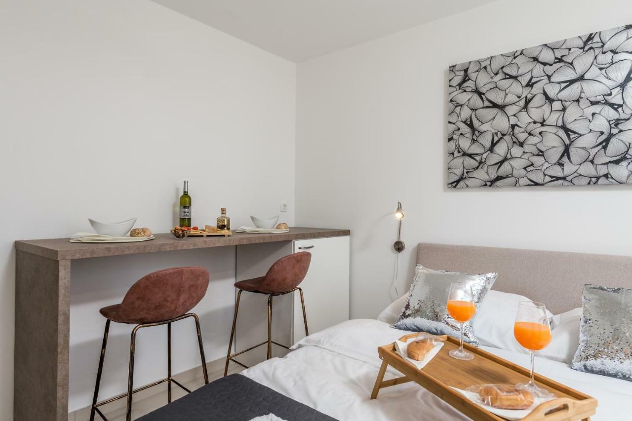 Apartment Consensus Rijeka Buitenkant foto