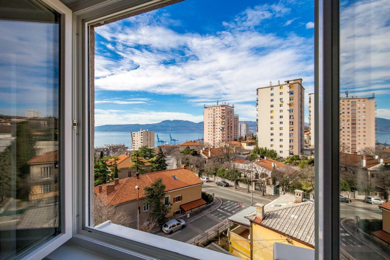Apartment Consensus Rijeka Buitenkant foto